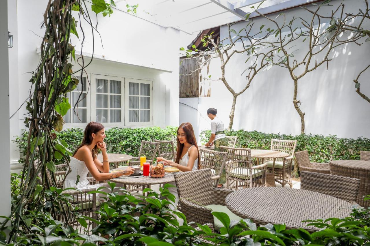 Umalas Suites Seminyak Exterior foto