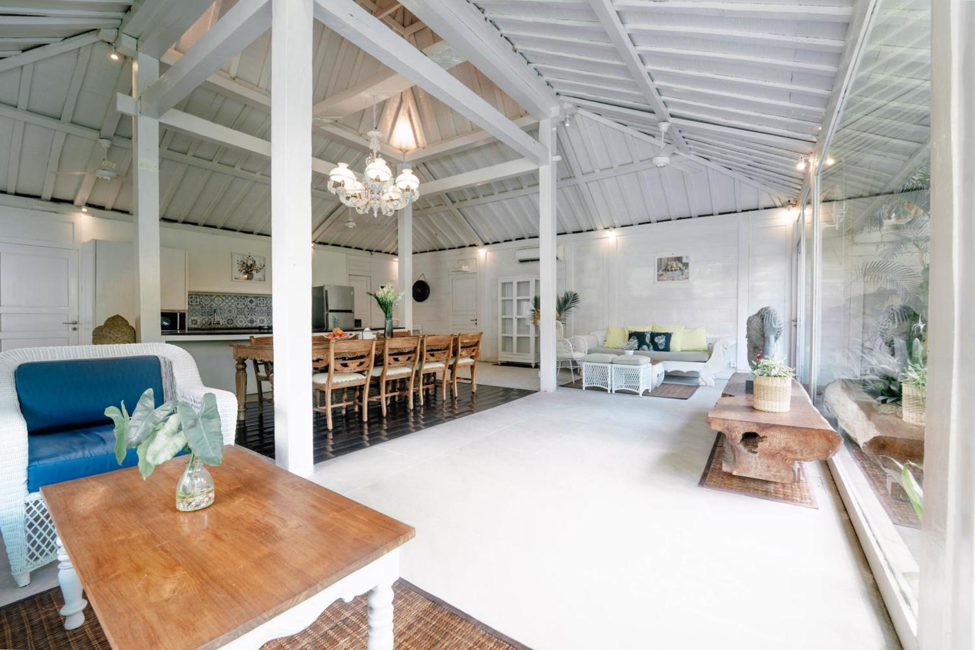 Umalas Suites Seminyak Exterior foto
